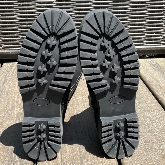 Avellini Pebbled Leather Studded Boot, Size 37 - Picture 8 of 15